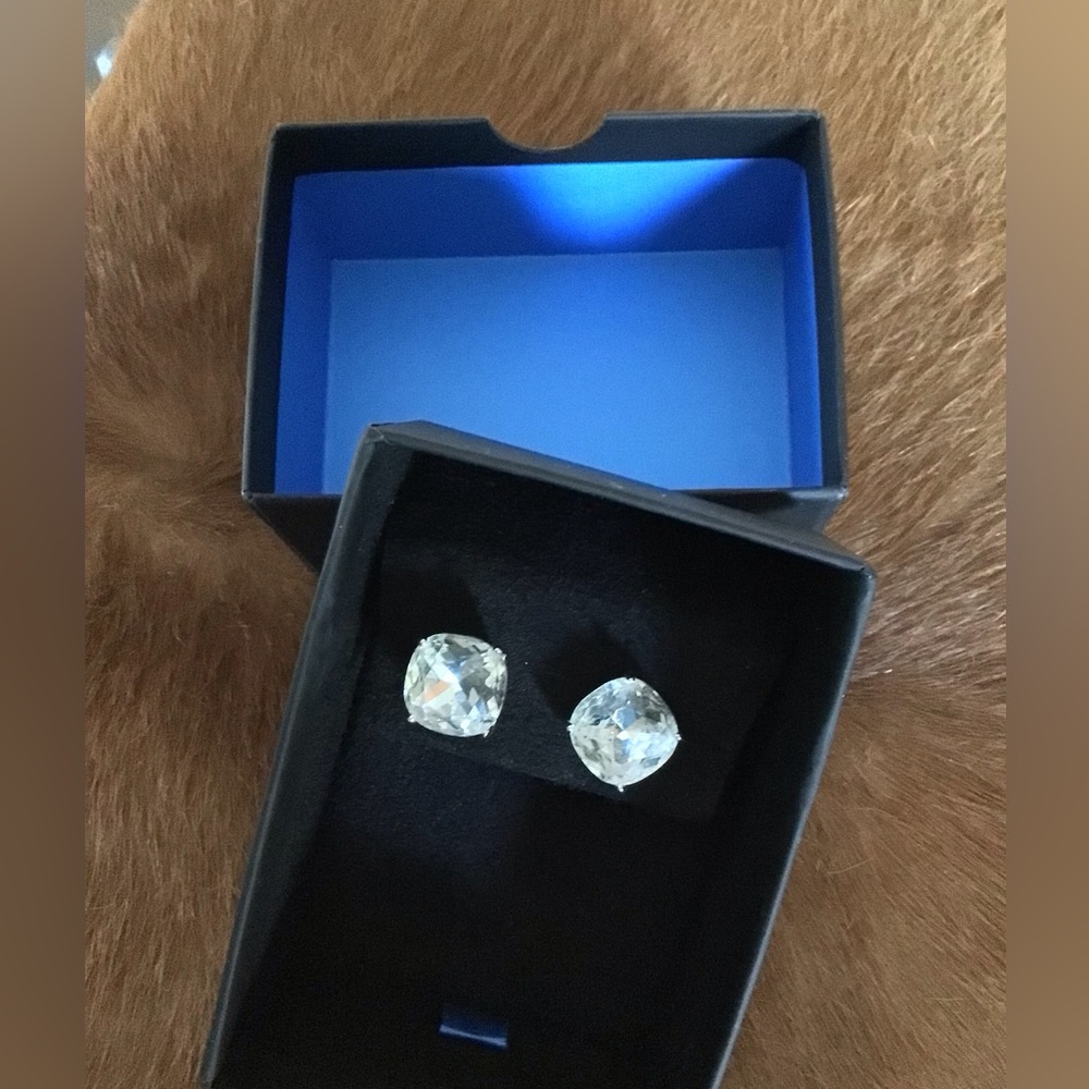 Kate Spade Small Stud Earrings Clear Crystal Silver Rhodium Square New York
